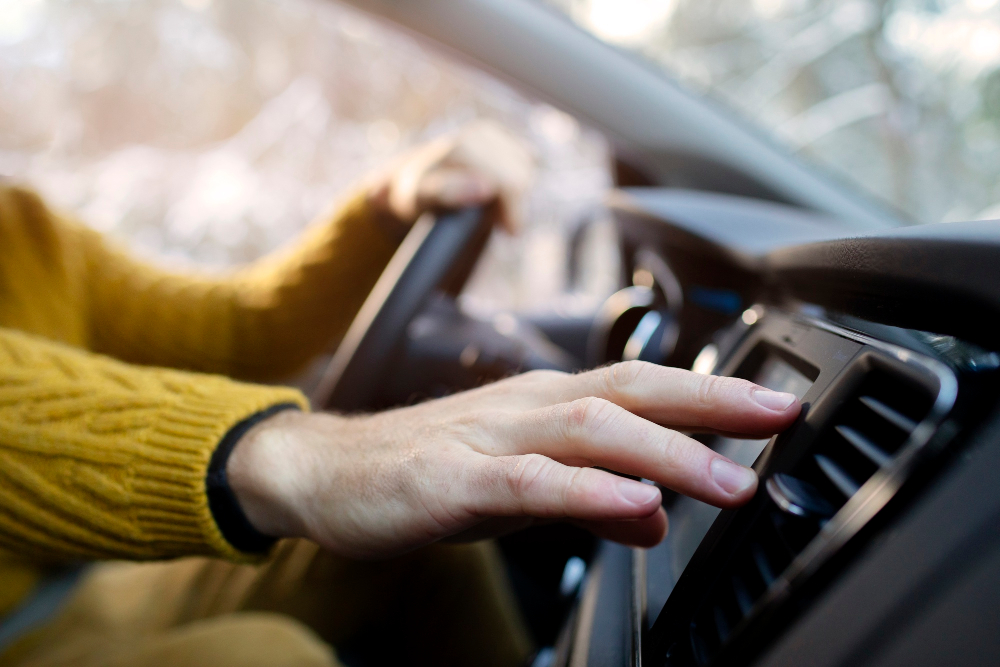 Mantén el climatizador del coche en perfectas condiciones